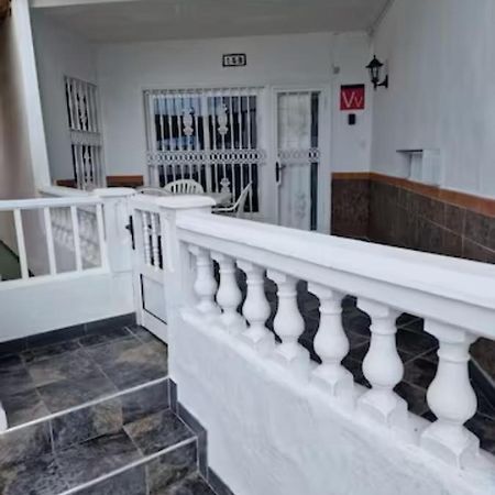Casa Yei -Apto. A 4 Minutos De La Playa Tias Bagian luar foto